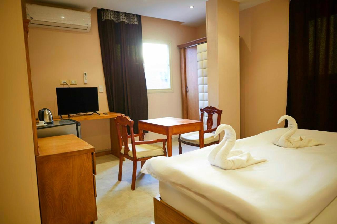 Grand Golden Pyramids View Hotel Kafrat al Jabal Ngoại thất bức ảnh