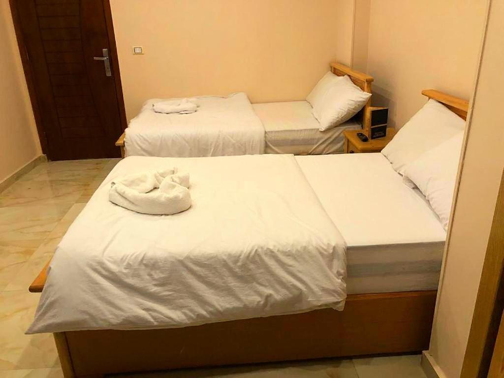 Grand Golden Pyramids View Hotel Kafrat al Jabal Ngoại thất bức ảnh