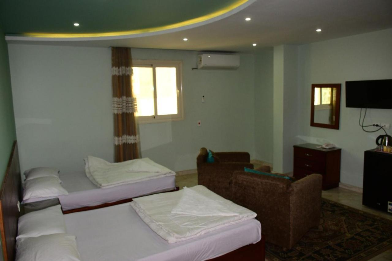 Grand Golden Pyramids View Hotel Kafrat al Jabal Ngoại thất bức ảnh